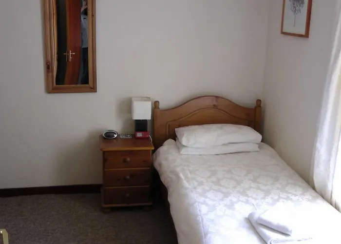 Beeches Guest House Dyce